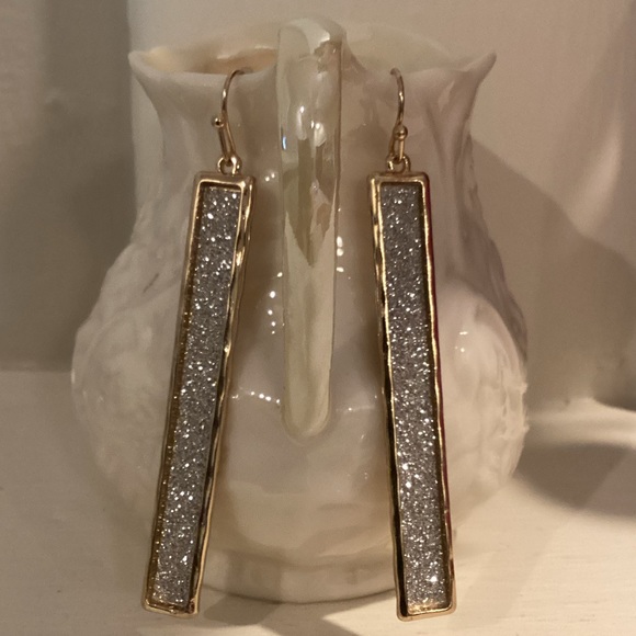 Shine On Earrings - Picture 2 of 3